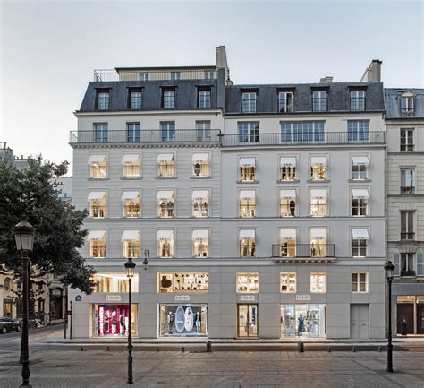 dior faubourg saint honoré|dior boutique paris.